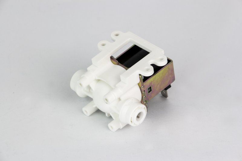 Elektromagnetický ventil (solenoid) 24V 2