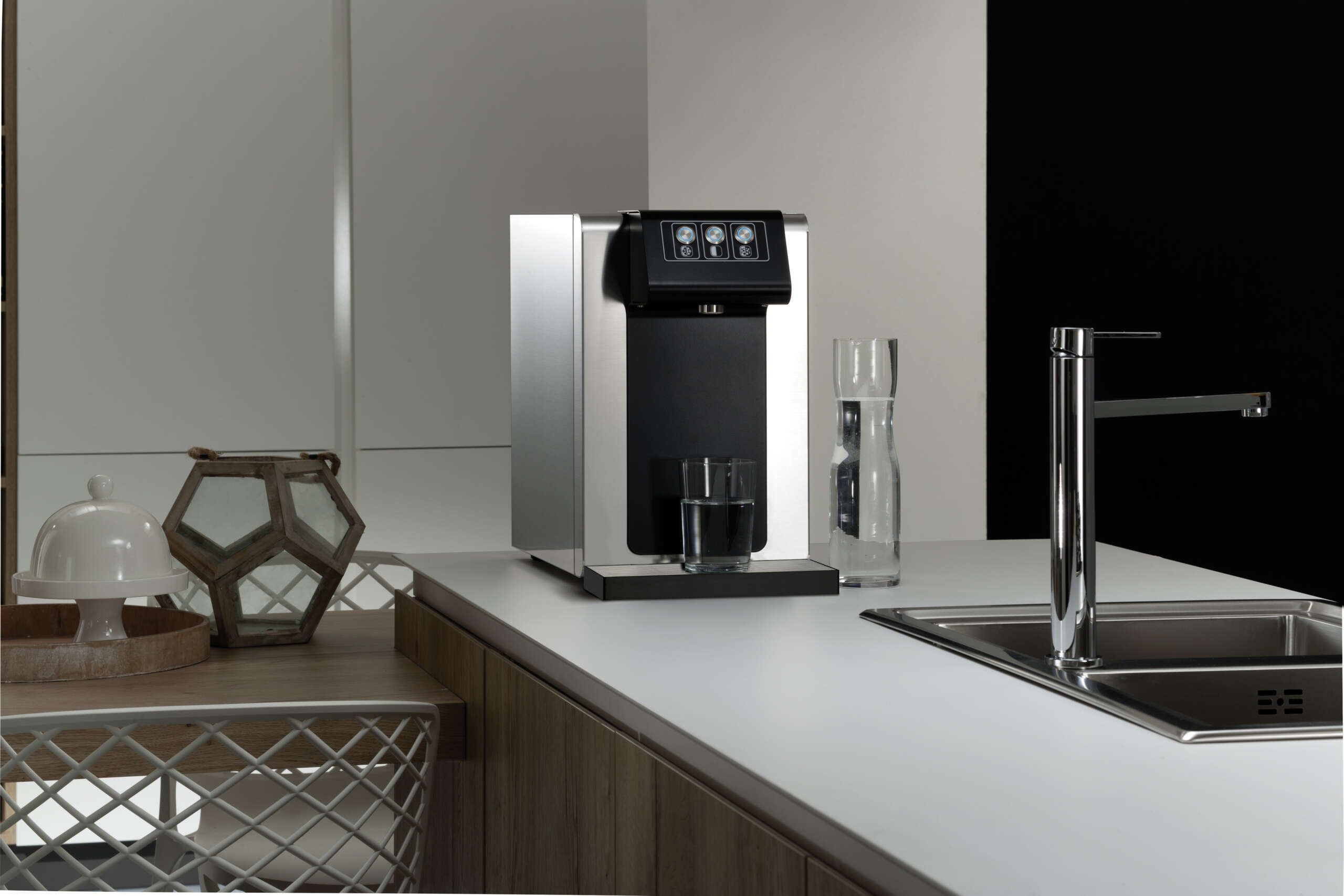 WS – BluSoft 30 POU (možno s podstavcem) 2